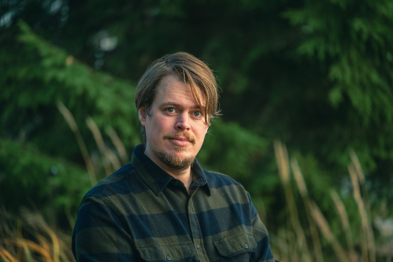 Tutkijamme Markus Sjöberg väitteli sosiaalisen median ja tekoälyn vaikutuksesta luontosuhteeseen